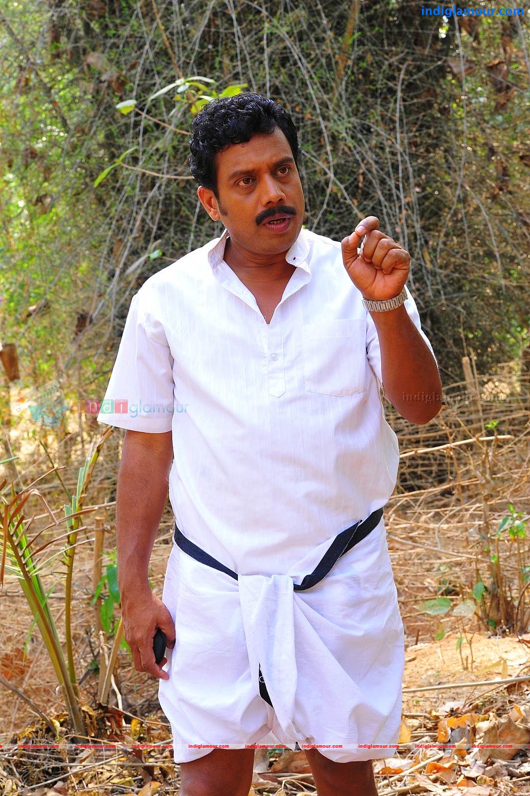 Manikandan Pattambi Actor hd photo