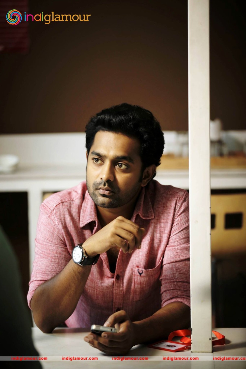 Asif Ali in Anuraga Karikkin Vellam Movie Photos Actor hd photo