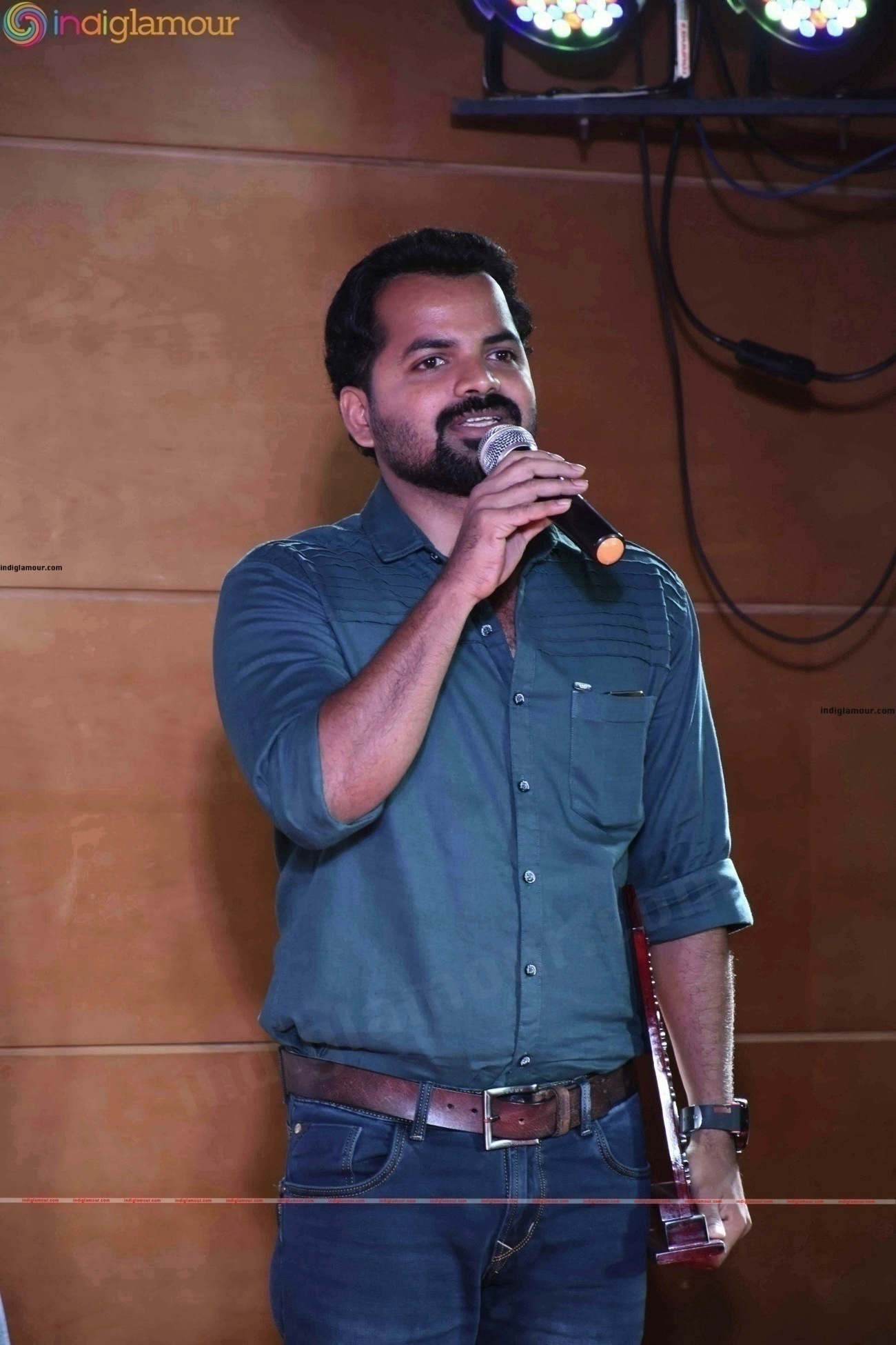 Vinay Forrt Actor hd photo