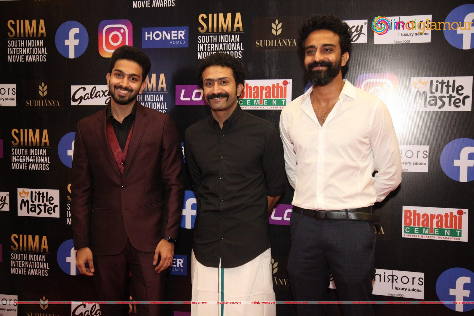 Shine Tom Chacko Actor hd photo