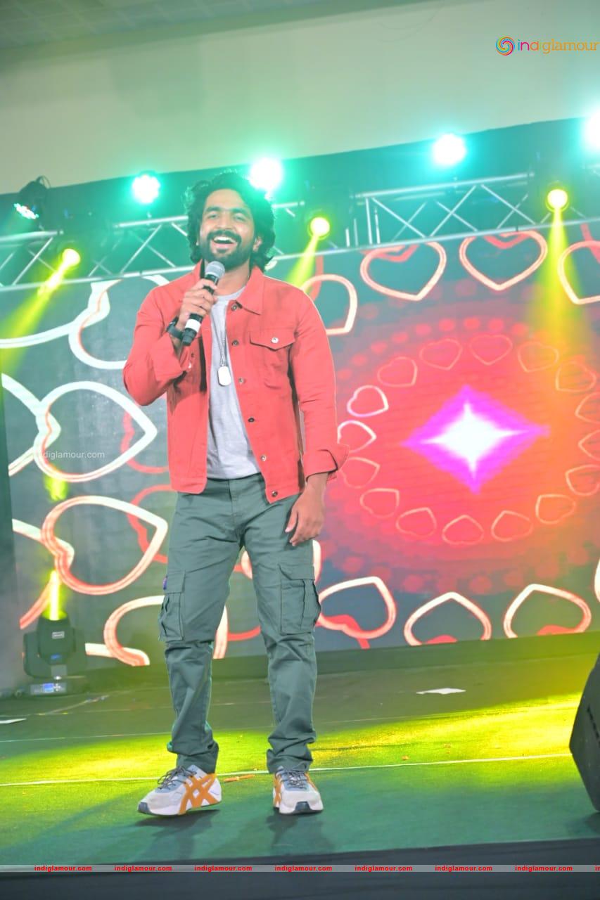 Siddharth Menon Actor hd photo