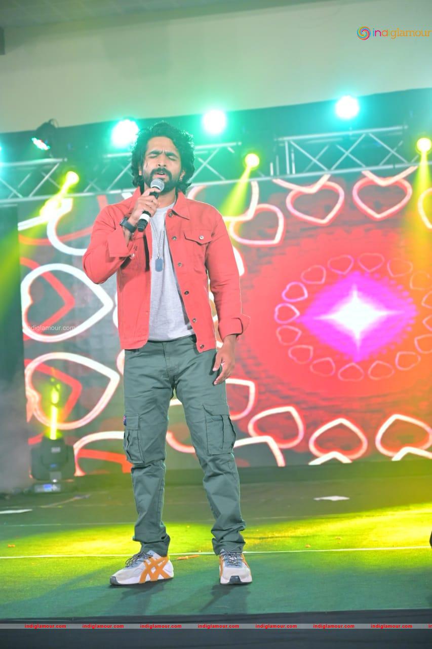 Siddharth Menon Actor hd photo
