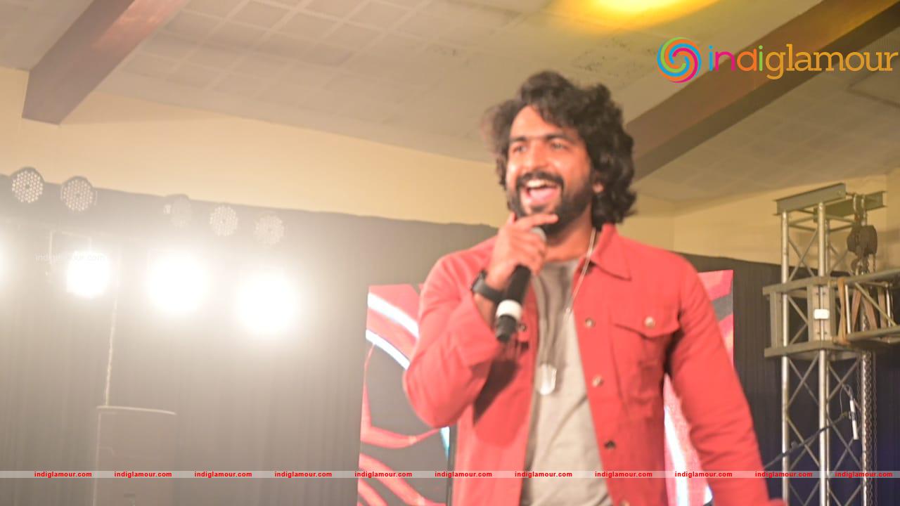 Siddharth Menon Actor hd photo