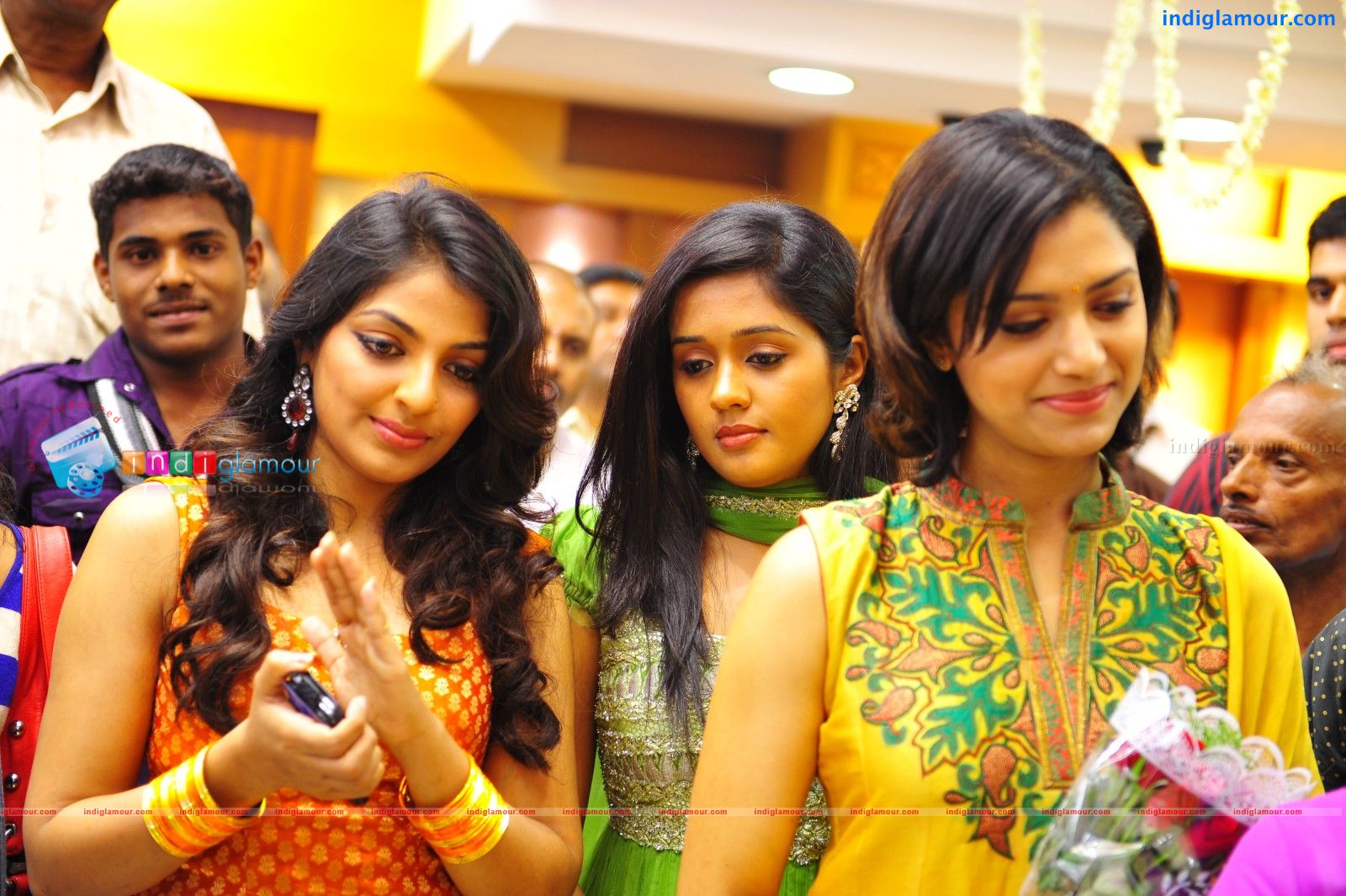 Mamta Mohandas Actress hd photo