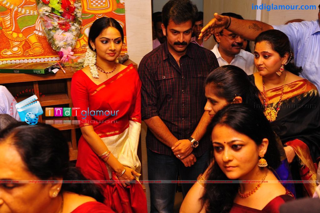 Samvritha Sunil Actress hd photo