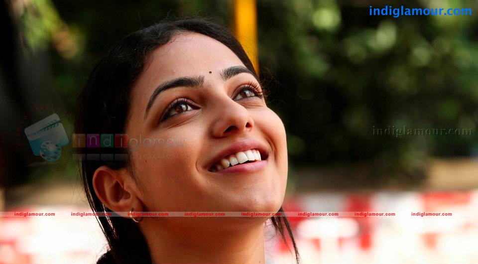 Nithya Menon Actress hd photo