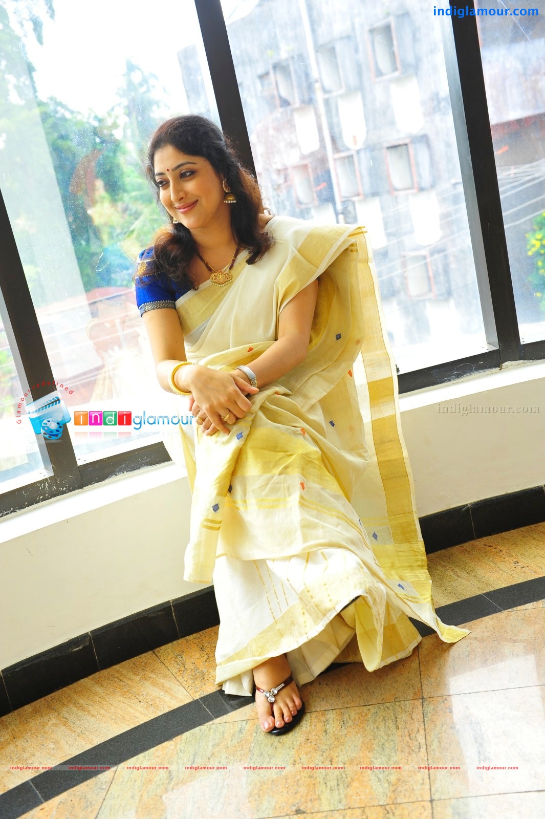 Lakshmi Gopalaswamy Actress hd photo