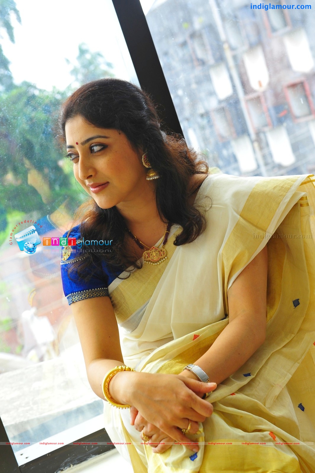Lakshmi Gopalaswamy Actress hd photo