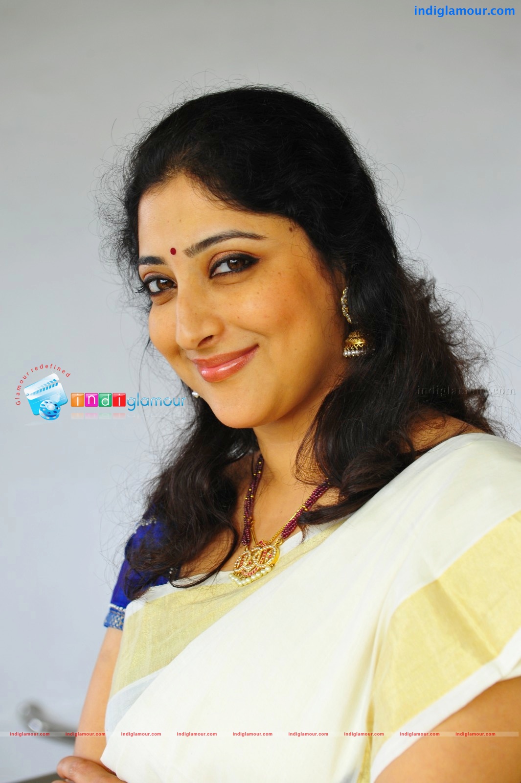 Lakshmi Gopalaswamy Actress hd photo