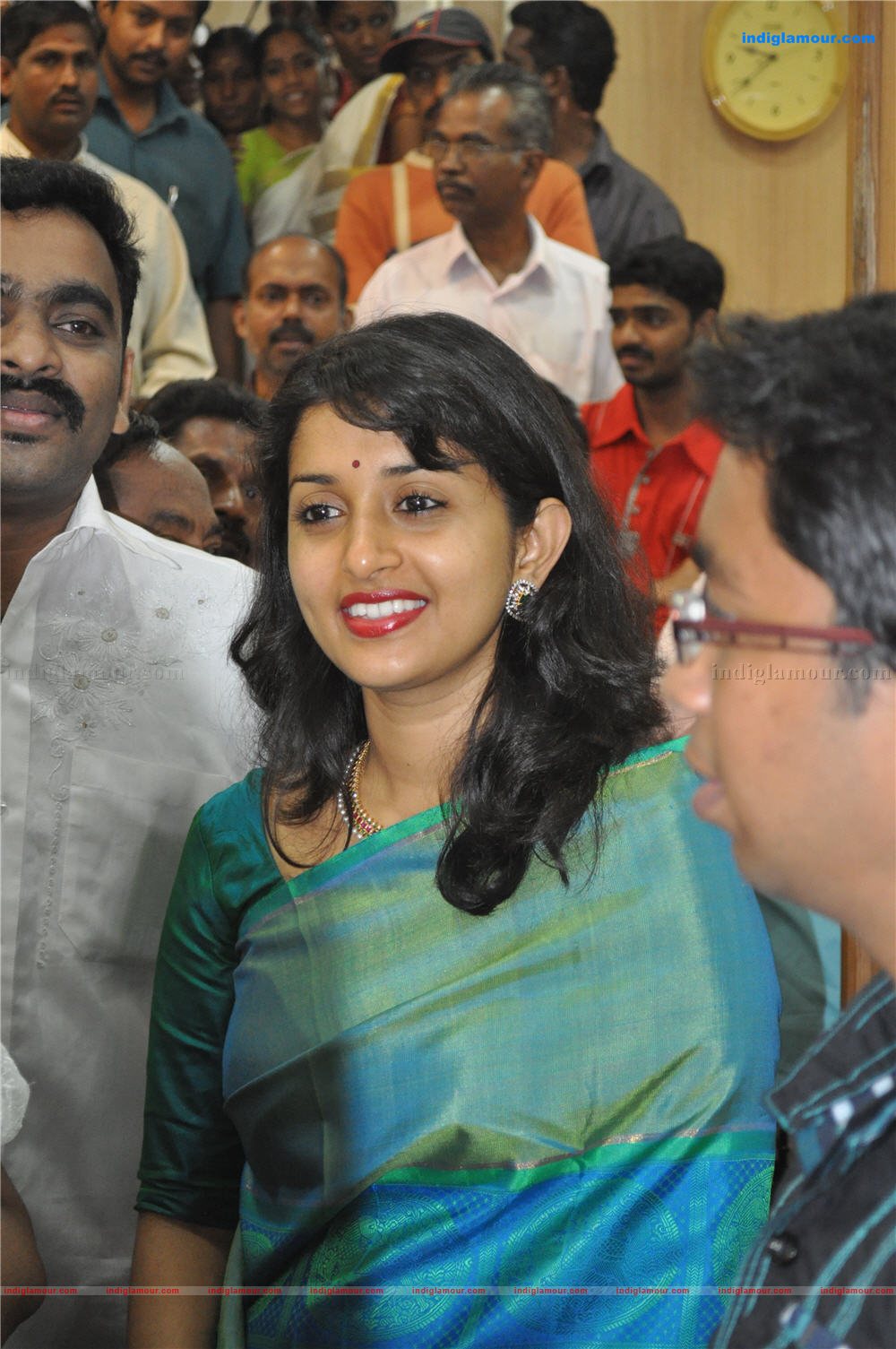 Meera Jasmine Actress hd photo