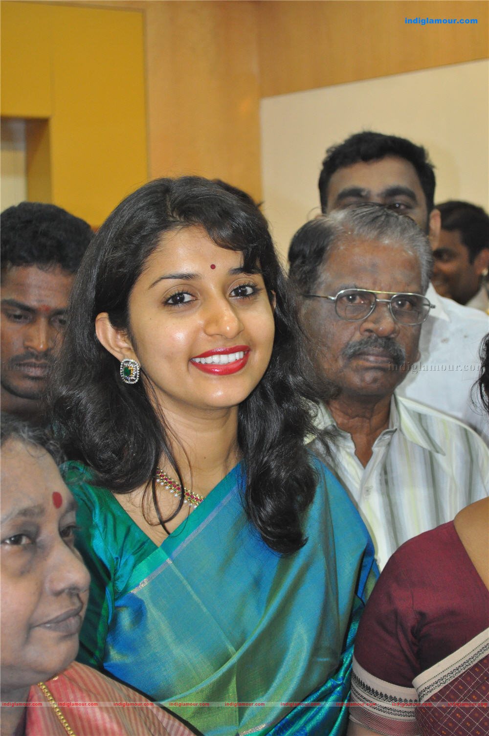 Meera Jasmine Actress hd photo