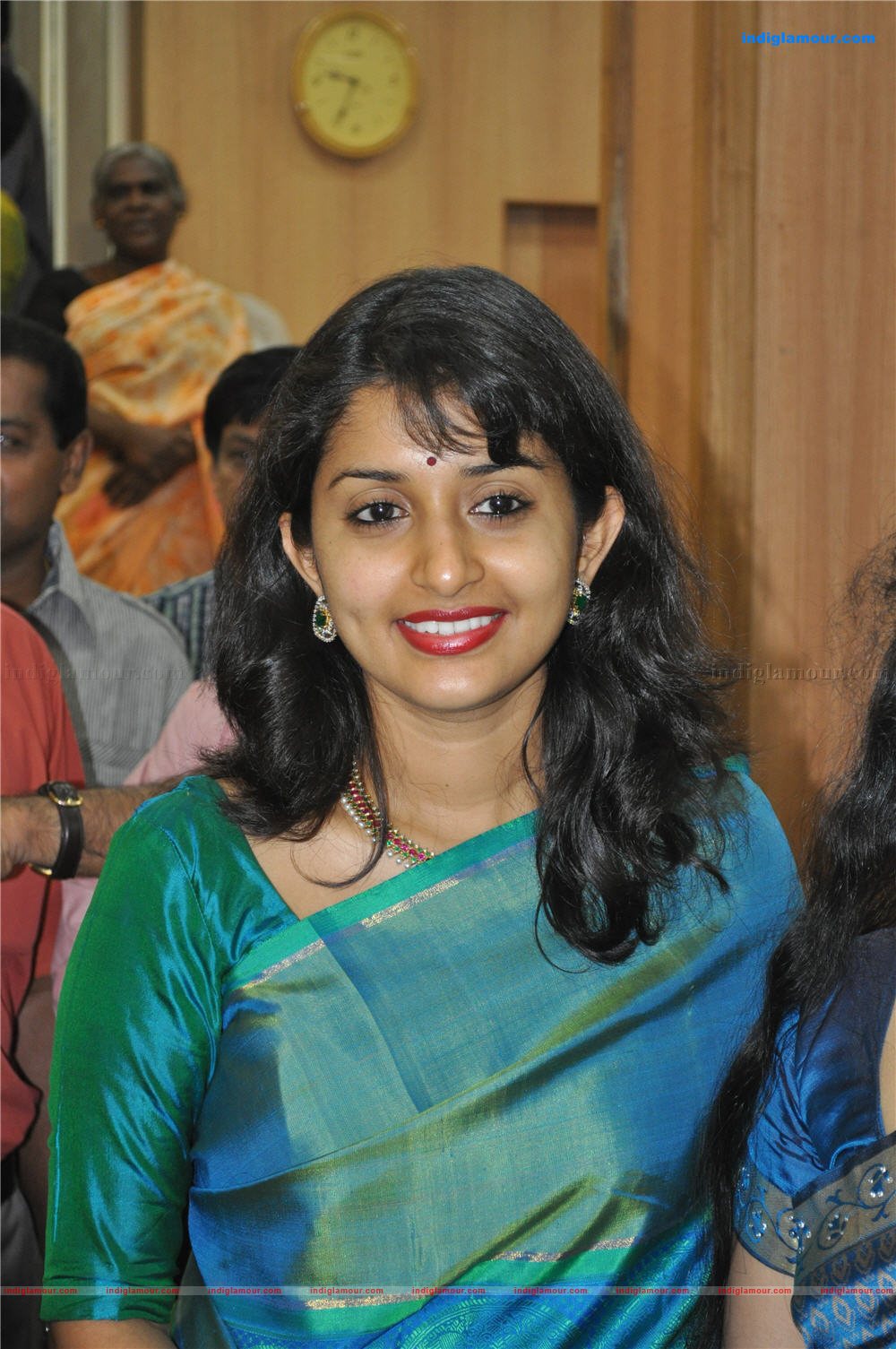 Meera Jasmine Actress hd photo