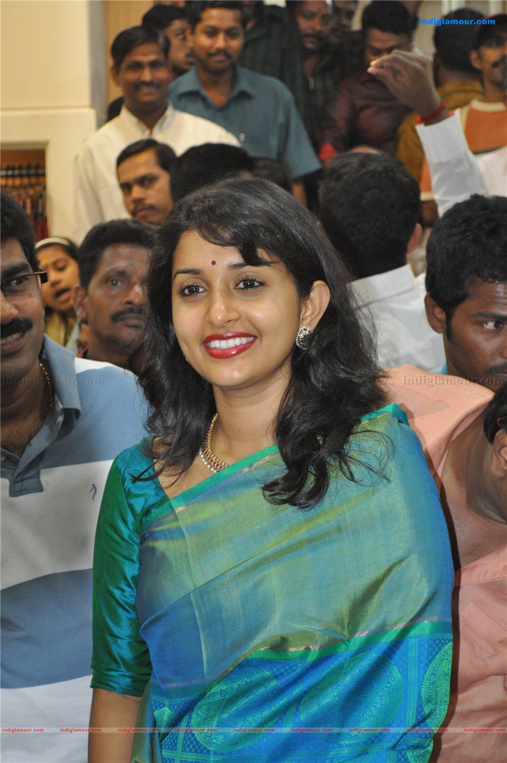 Meera Jasmine Actress hd photo