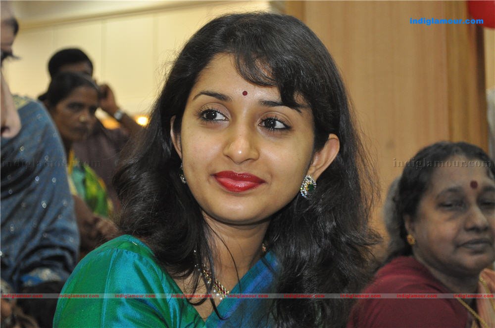 Meera Jasmine Actress hd photo