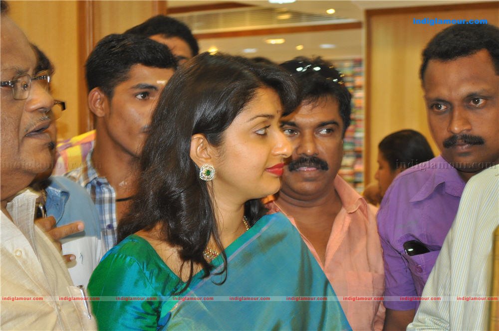 Meera Jasmine Actress hd photo