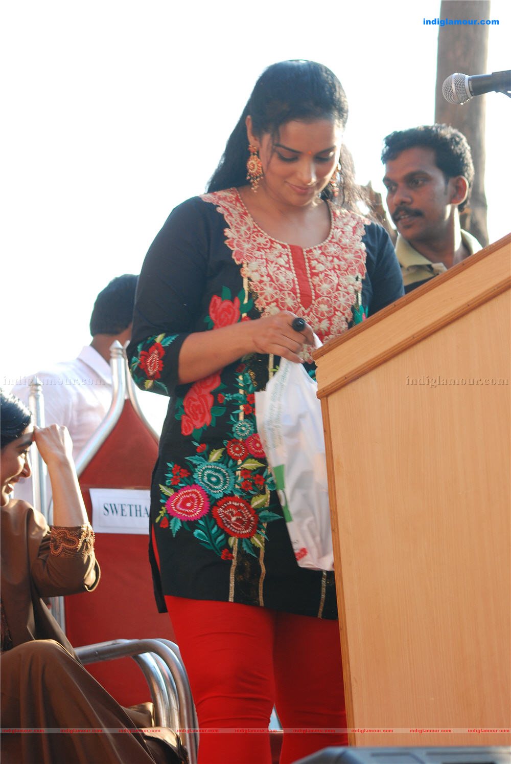 Swetha Menon Actress hd photo