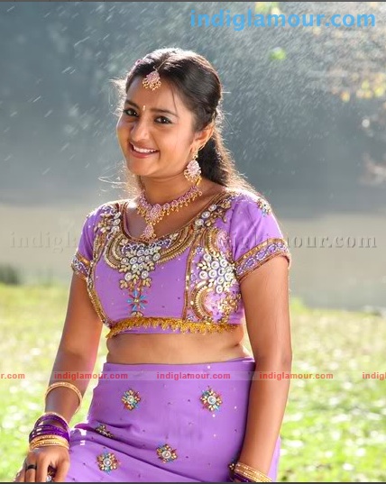 Bhama Actress hd photo