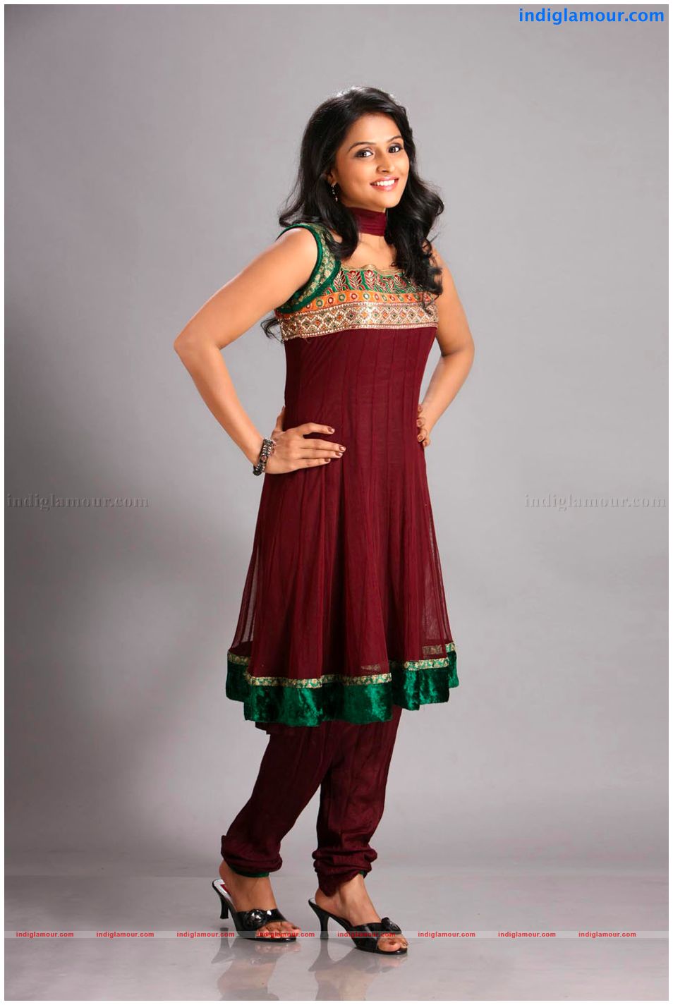 Remya Nambeesan Actress hd photo