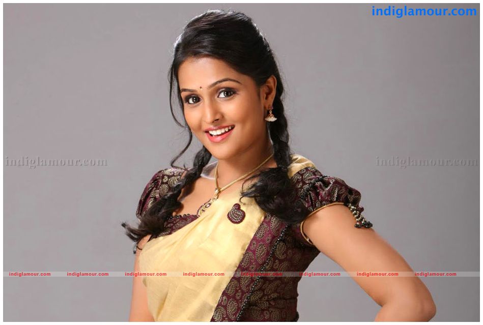 Remya Nambeesan Actress hd photo
