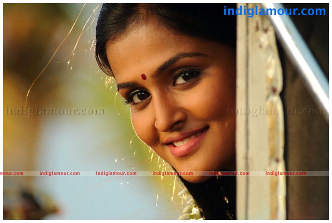 Remya Nambeesan Actress hd photo