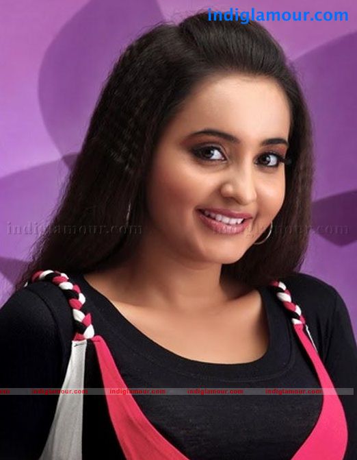 Bhama Actress hd photo