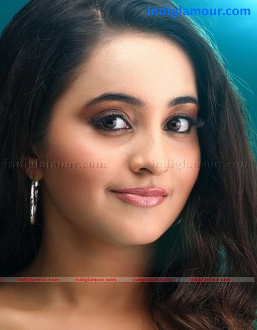 Bhama Actress hd photo