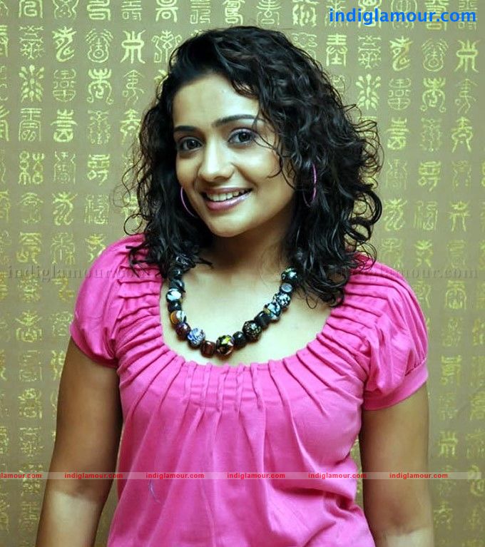 Meera Vasudevan Actress hd photo
