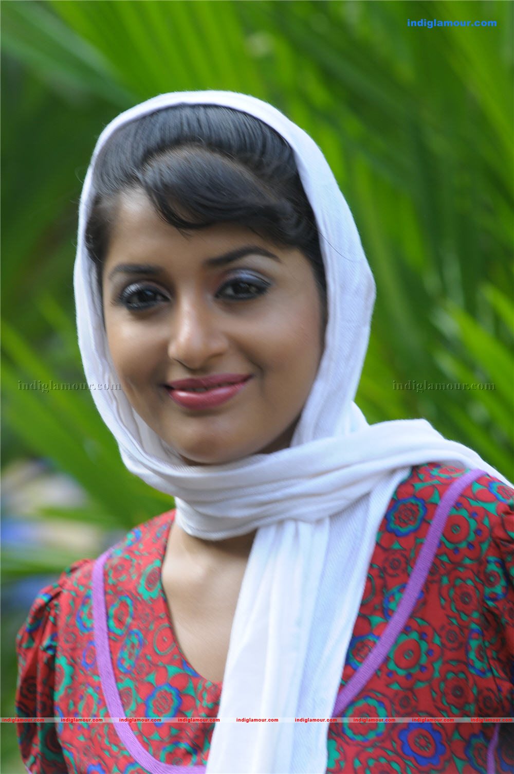 Meera Jasmine Actress hd photo