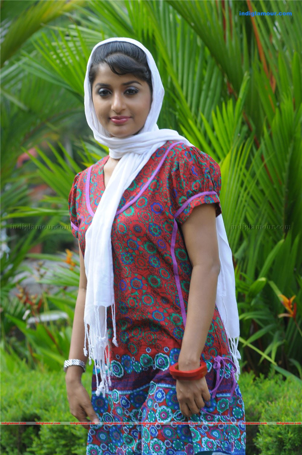 Meera Jasmine Actress hd photo