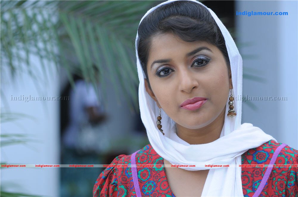 Meera Jasmine Actress hd photo