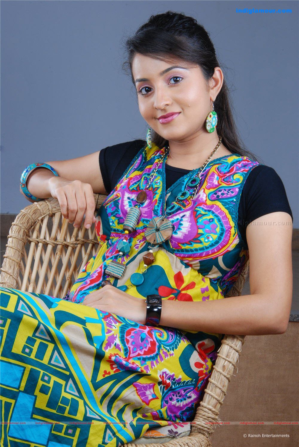 Bhama Actress hd photo