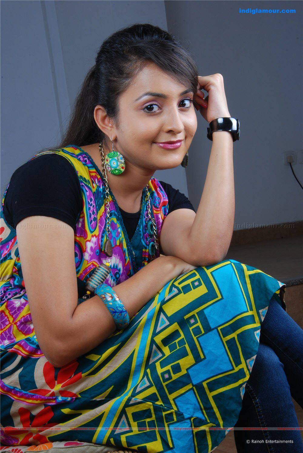 Bhama Actress hd photo