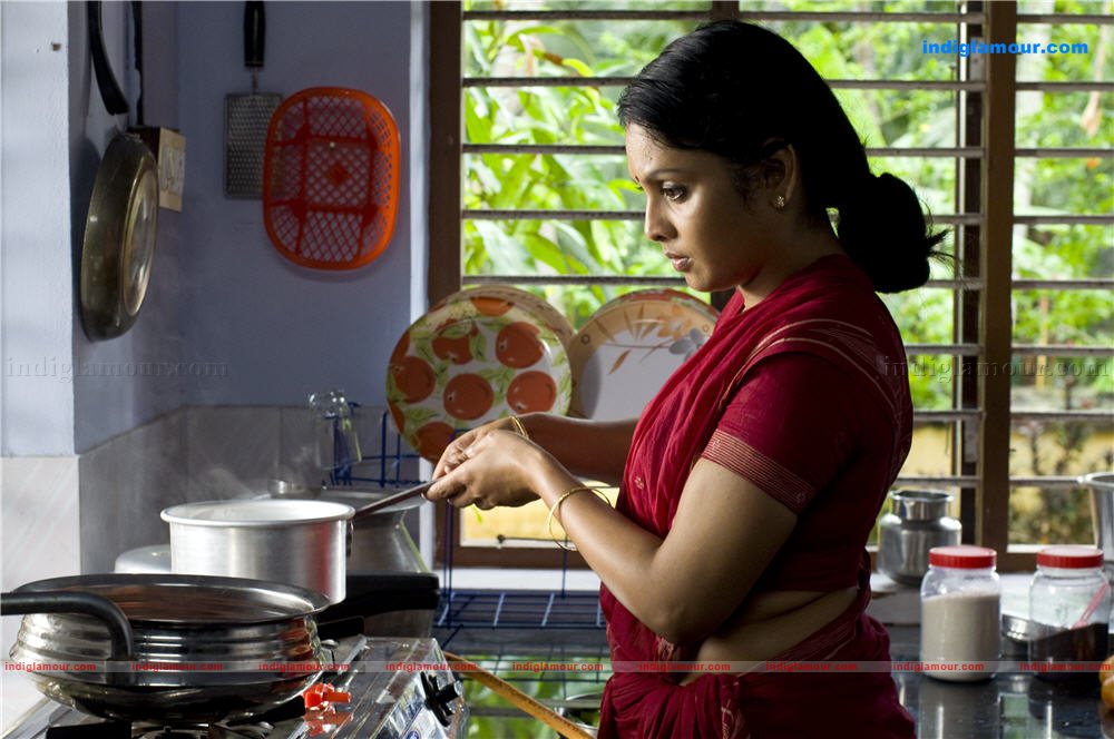 Jyothirmayi Actress hd photo