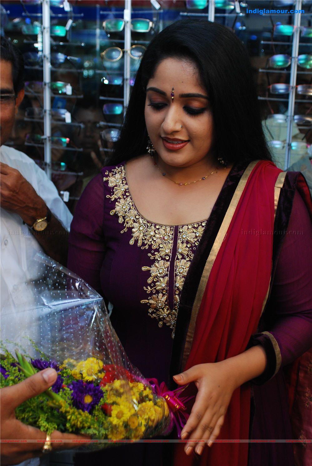 Kavya Madhavan Actress hd photo