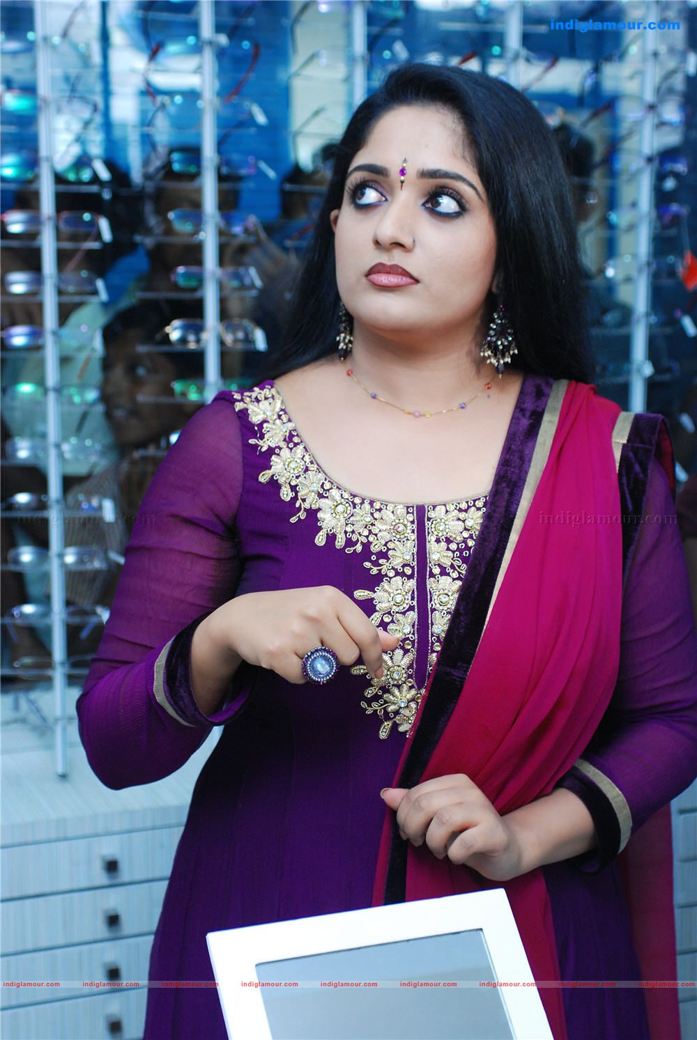Kavya Madhavan Actress hd photo