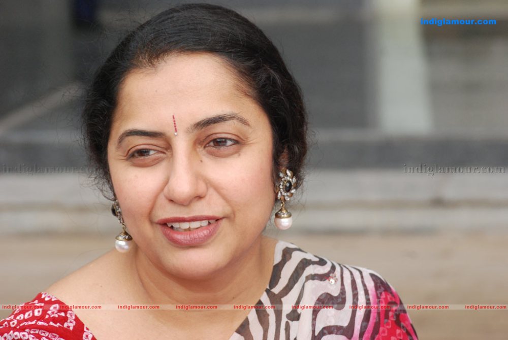 Suhasini Actress hd photo