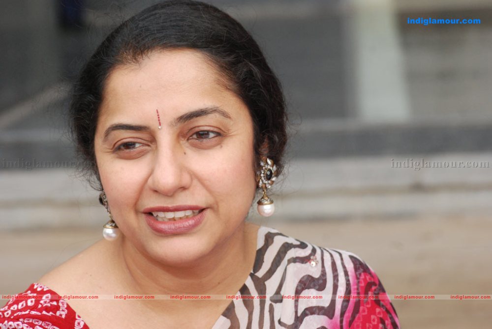 Suhasini Actress hd photo