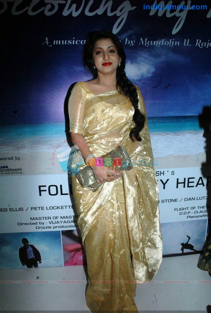 Meera Jasmine Actress hd photo