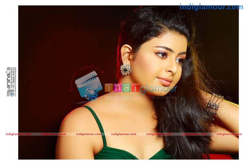 Swathi Raattinam Actress hd photo