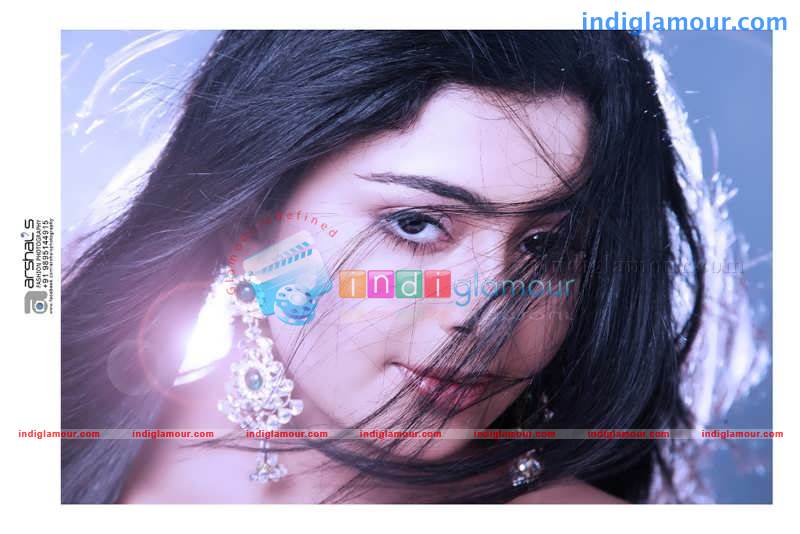 Swathi Raattinam Actress hd photo