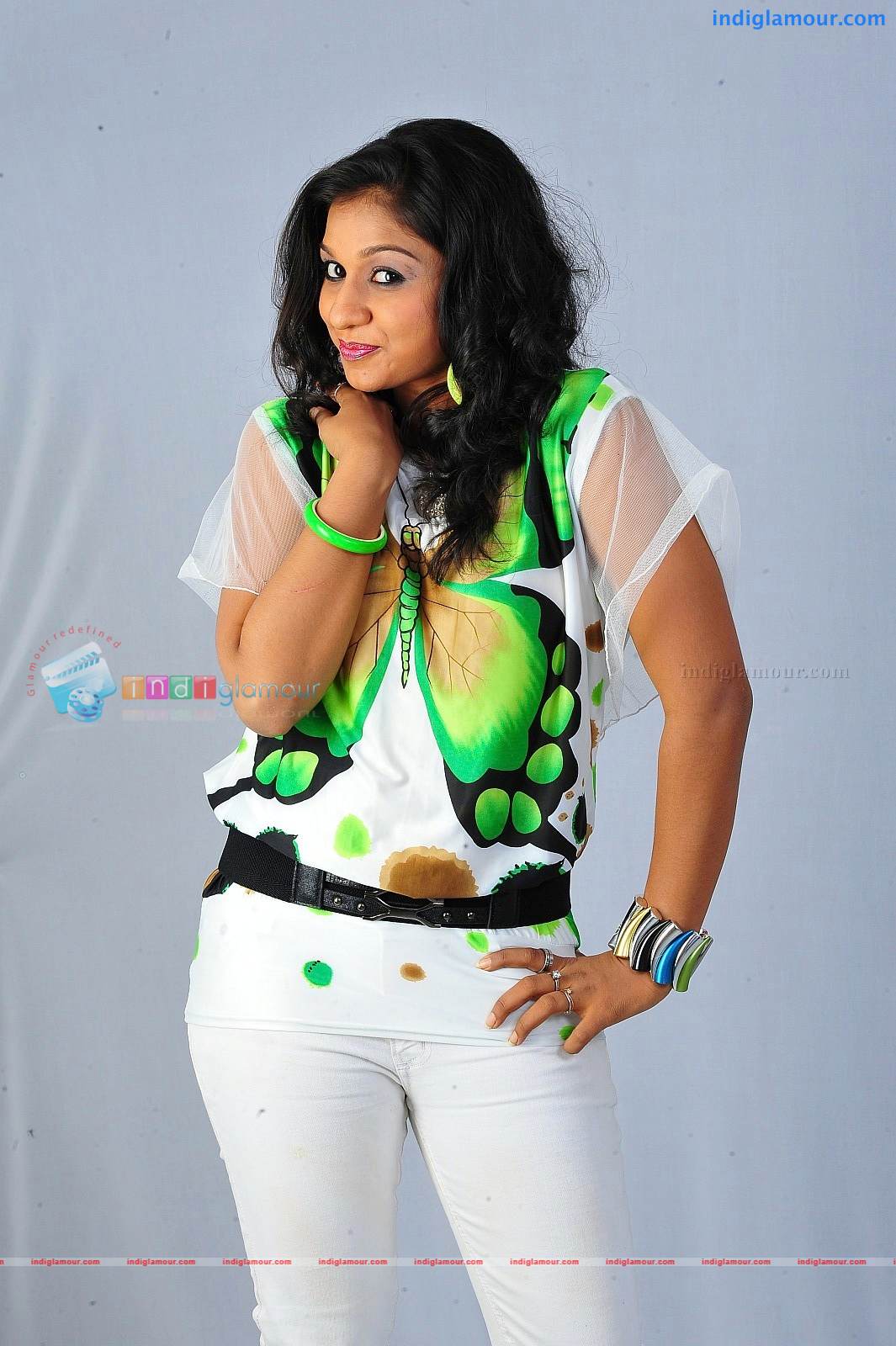 Malu Raveendranath Actress hd photo