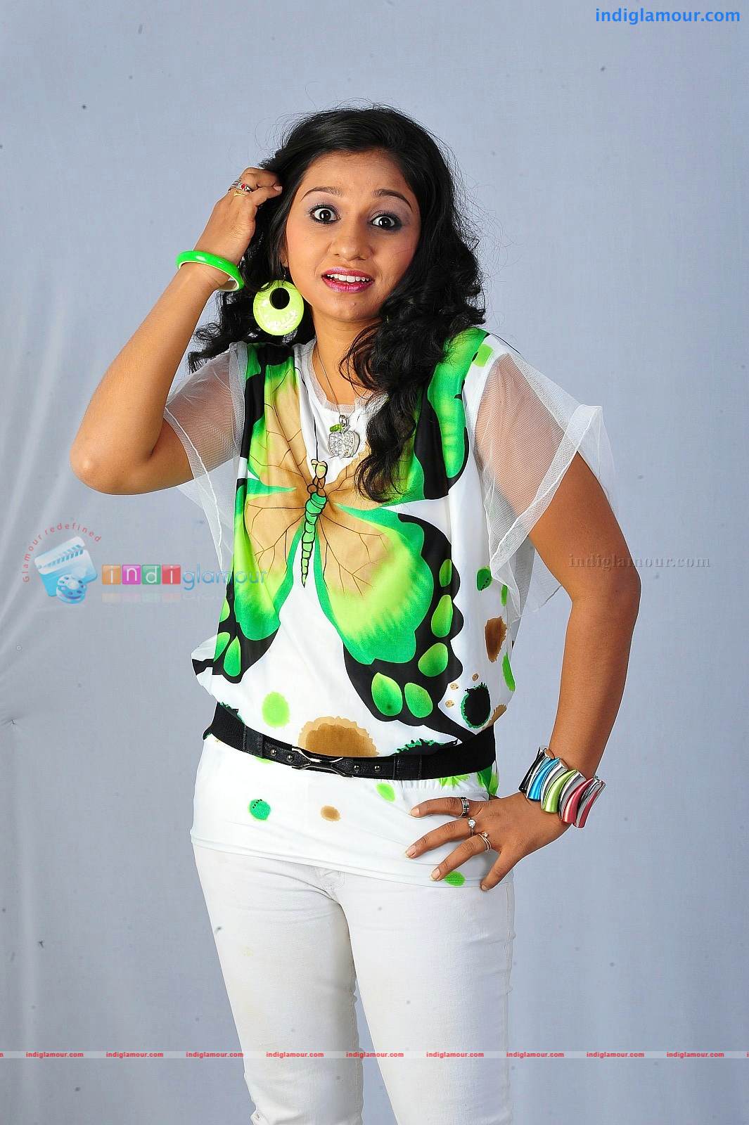Malu Raveendranath Actress hd photo