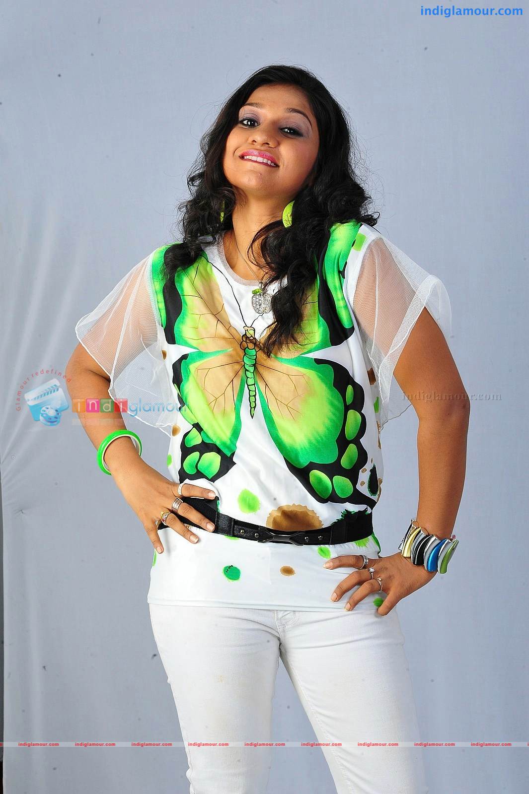 Malu Raveendranath Actress hd photo