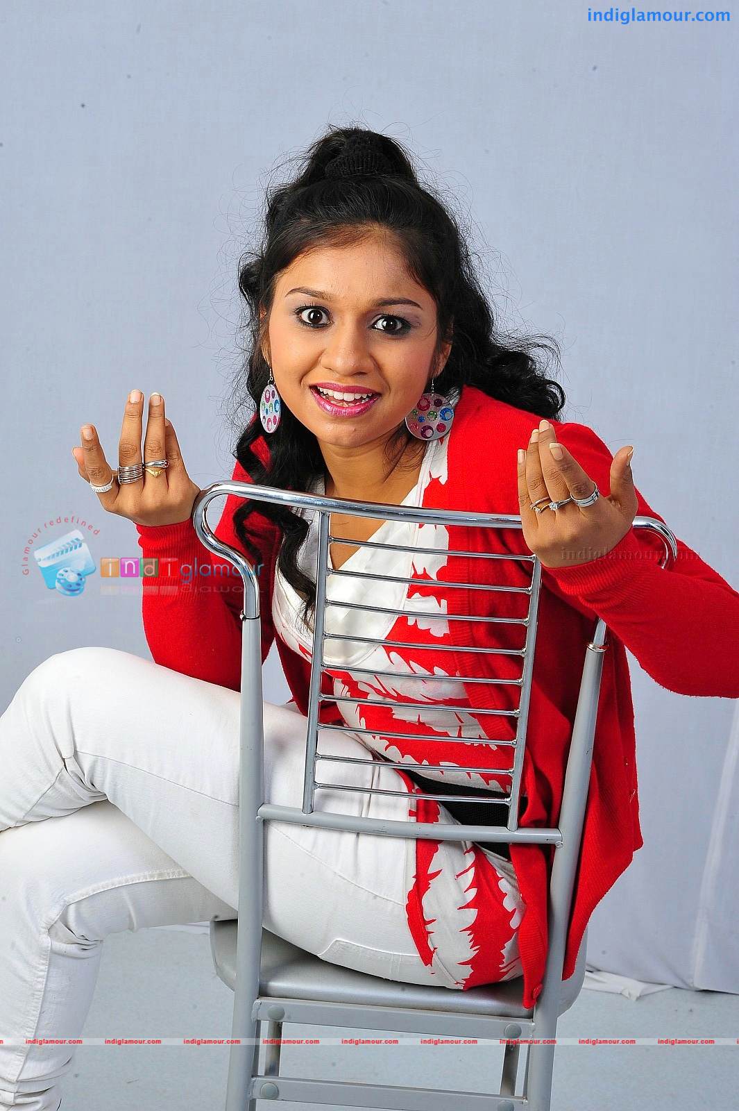 Malu Raveendranath Actress hd photo