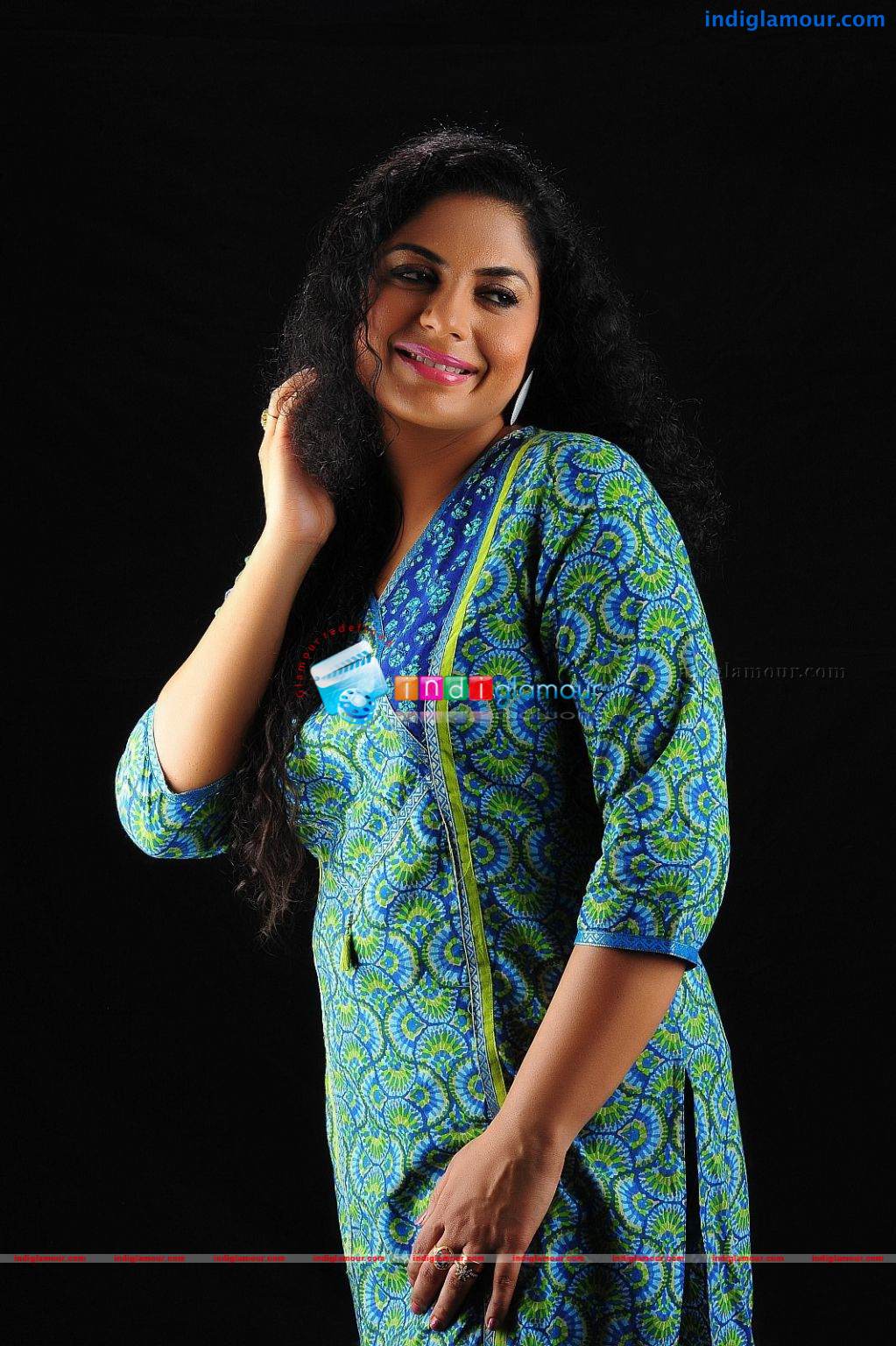 Asha Sarath Actress hd photo