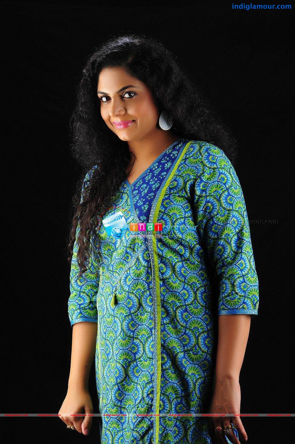 Asha Sarath Actress hd photo