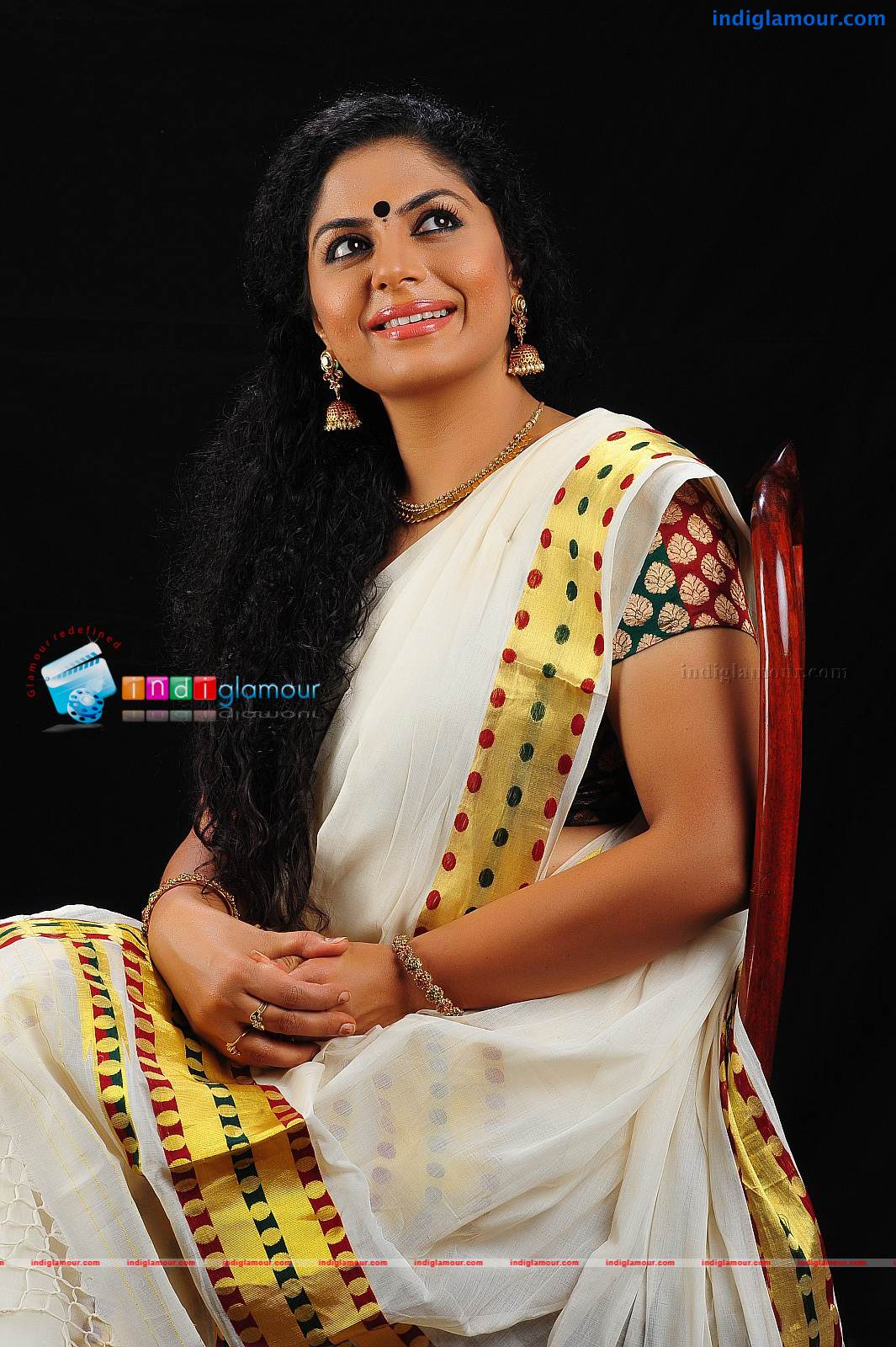 Asha Sarath Actress hd photo