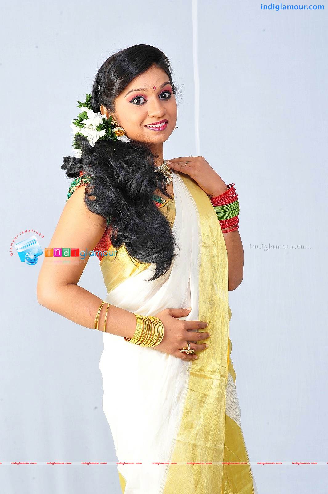 Malu Raveendranath Actress hd photo