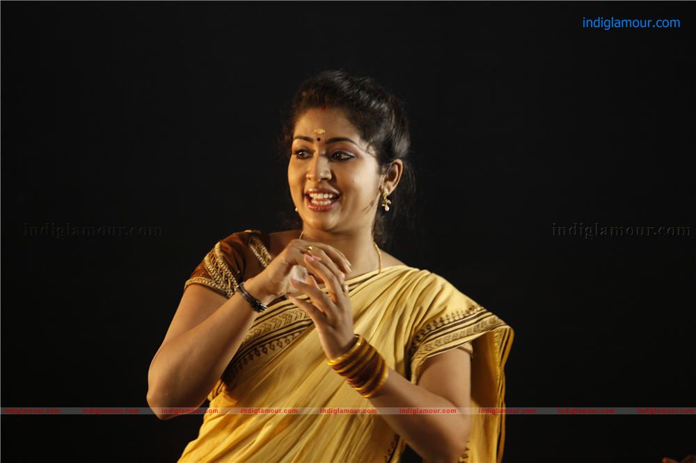 Navya Nair Actress hd photo