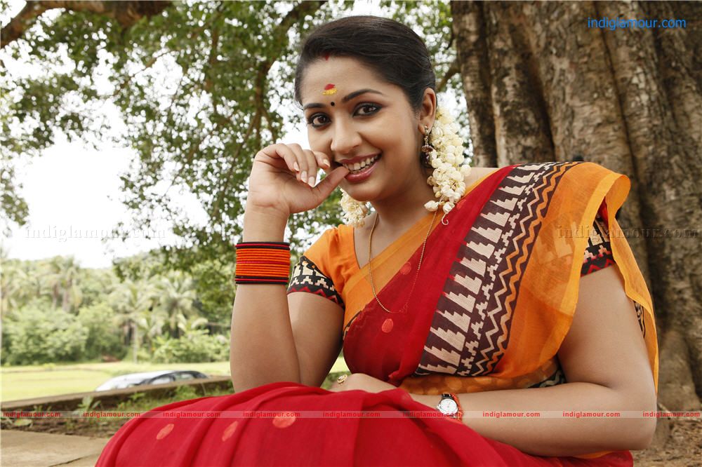 Navya Nair Actress hd photo